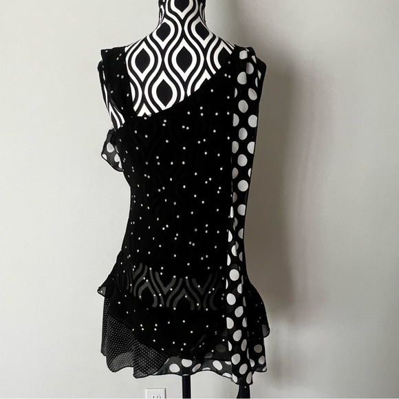 Baranda Tops - Vintage 90s Y2K Asymmetrical Tiered Polka Dot Baranda Top